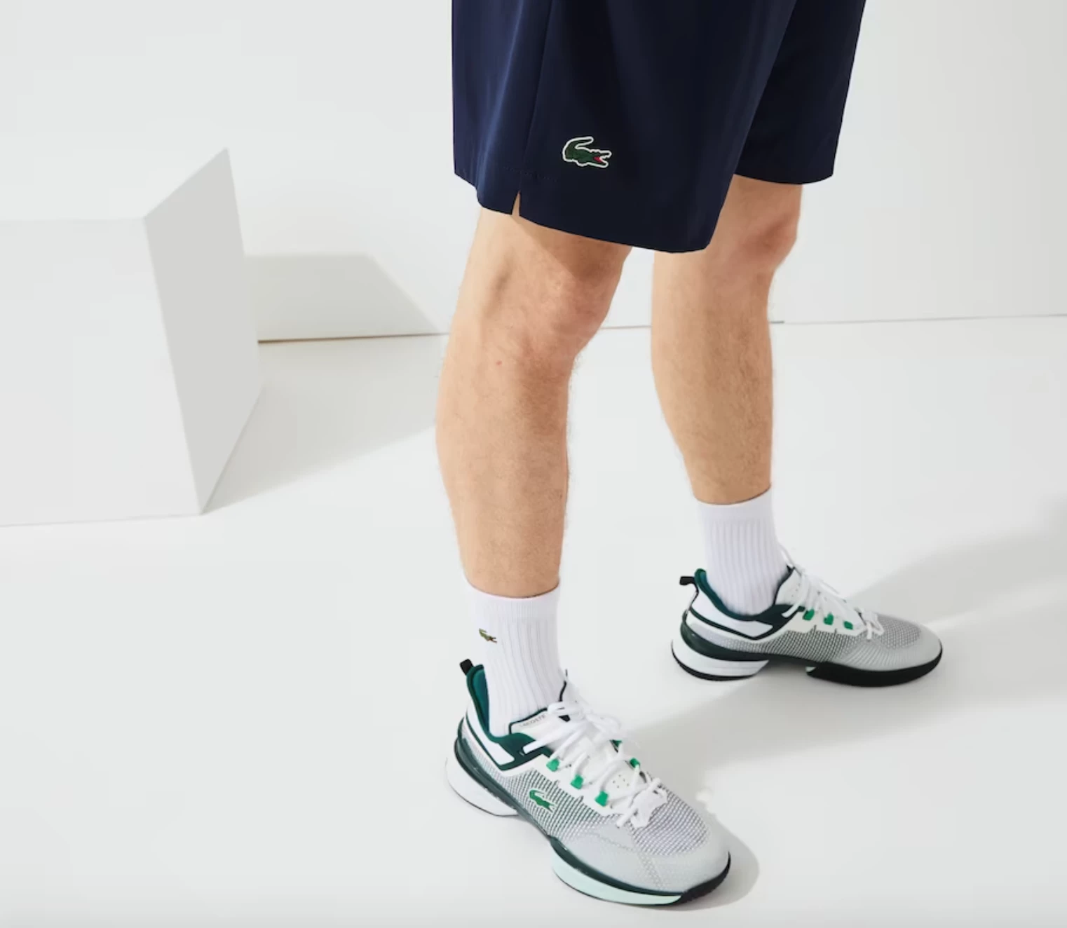 Lacoste SPORT Ultra-Light Tennis Shorts Dark Blue - Image 4