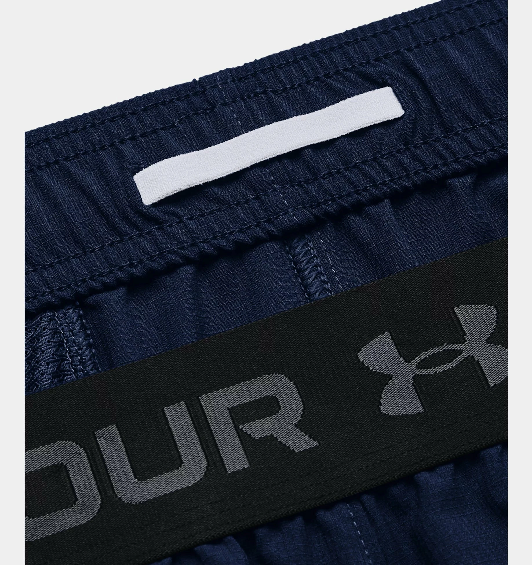 Under Armour Men's UA Vanish Woven Shorts - Image 5