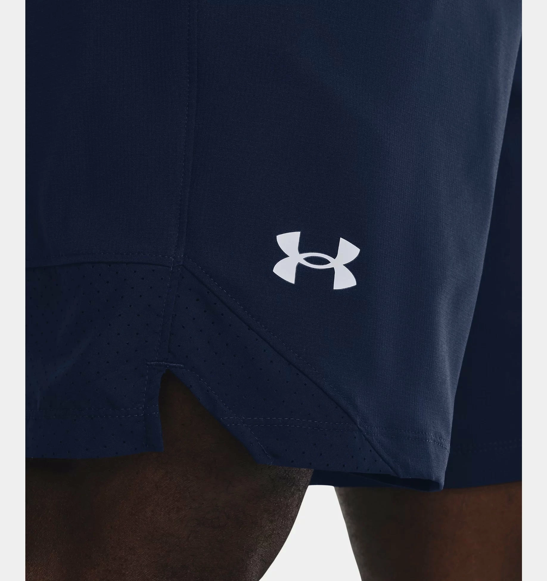 Under Armour Men's UA Vanish Woven Shorts - Image 4
